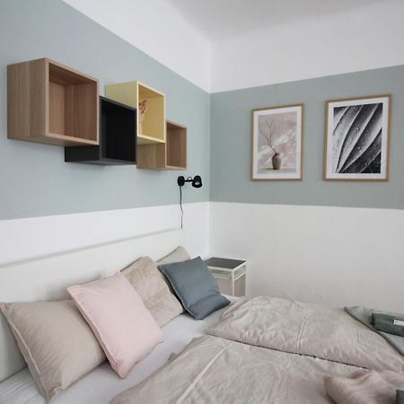 7 Nights Apartments Dominikanske N. Brno Bagian luar foto