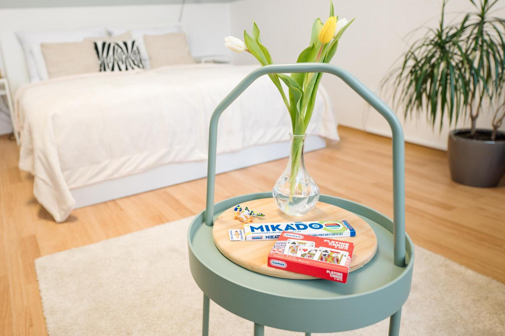 7 Nights Apartments Dominikanske N. Brno Bagian luar foto