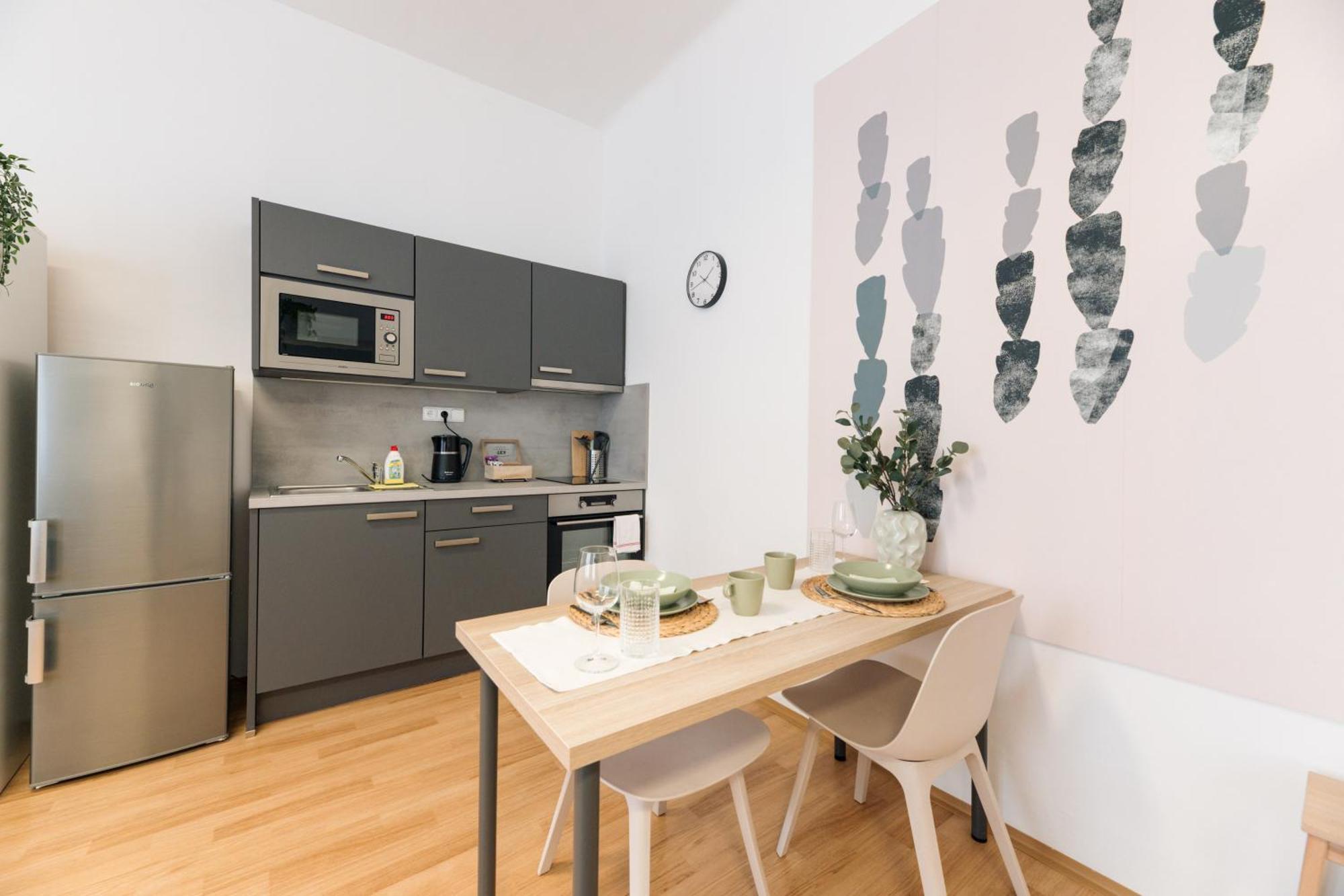 7 Nights Apartments Dominikanske N. Brno Bagian luar foto