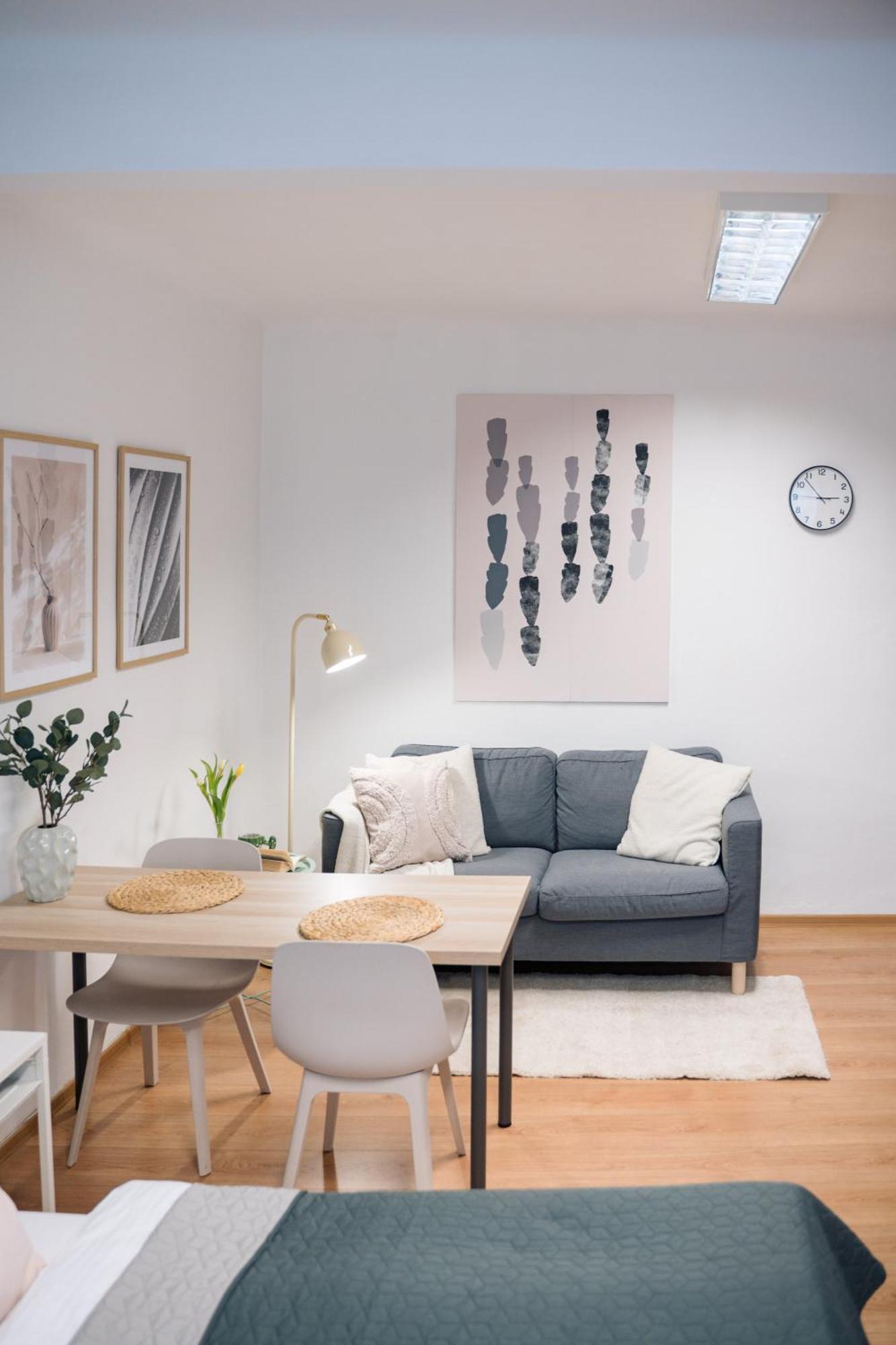 7 Nights Apartments Dominikanske N. Brno Bagian luar foto